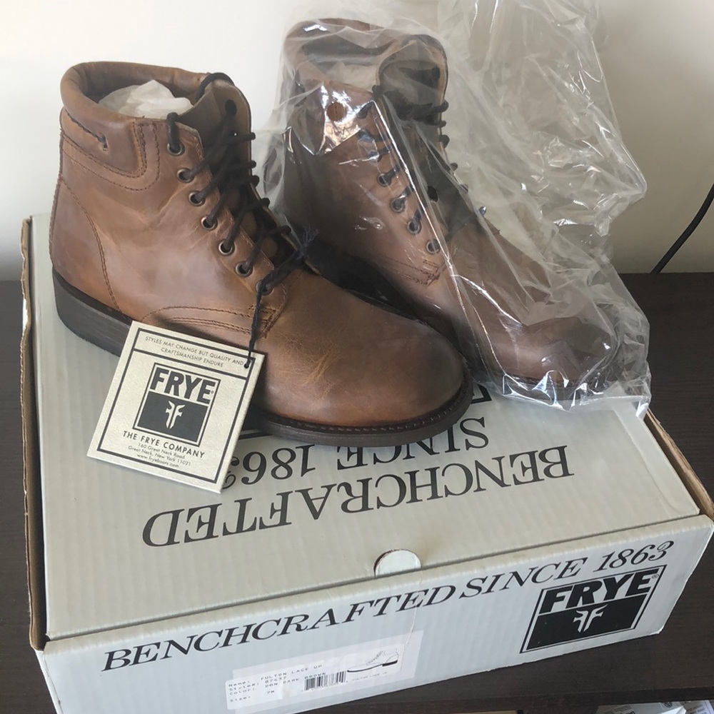 Brand new brown Frye Fulton boot 7